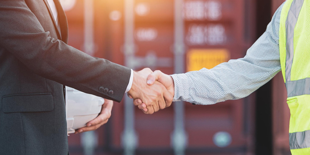  Handshake with Freight Forwarder